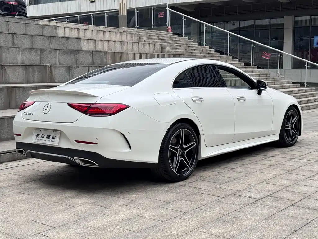 Mercedes-Benz CLS — фото 4