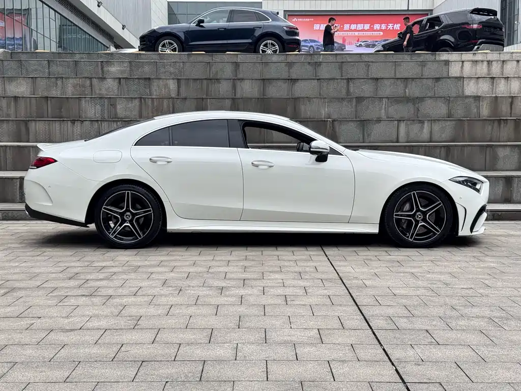 Mercedes-Benz CLS — фото 5