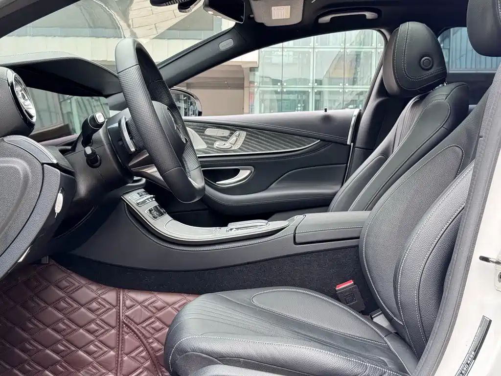 Mercedes-Benz CLS — фото 10