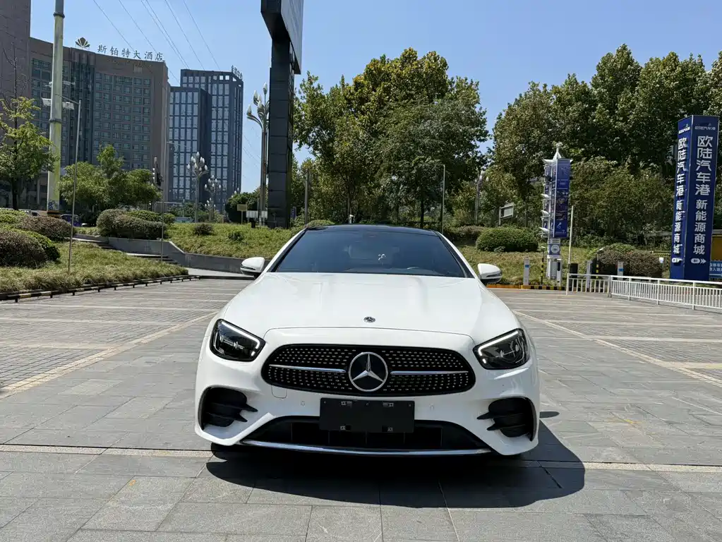 Mercedes-Benz E-Class (Import) — фото 5