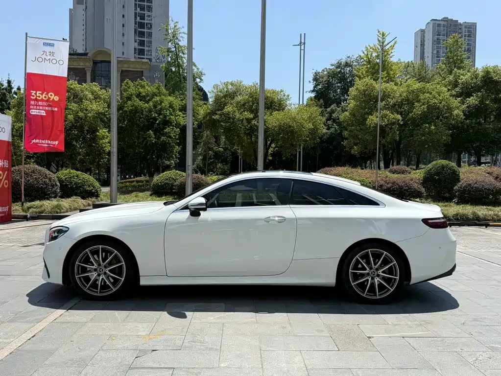 Mercedes-Benz E-Class (Import) — фото 6