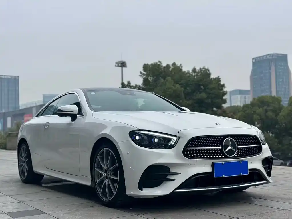 Mercedes-Benz E-Class (Import) — фото 3