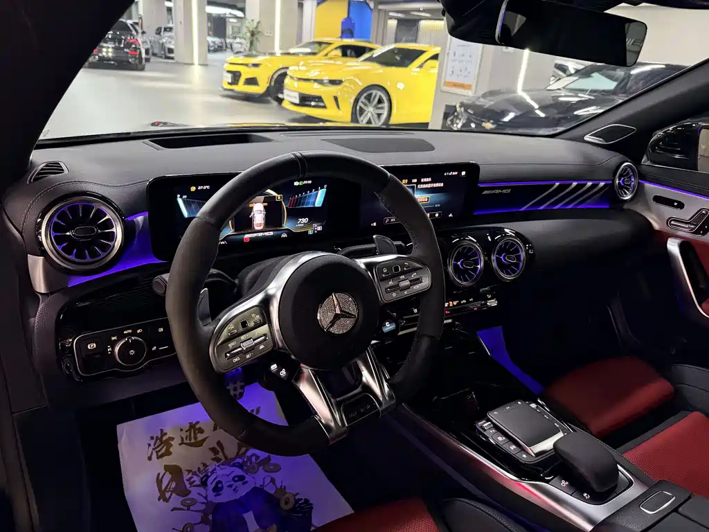 Mercedes-Benz CLA AMG — фото 3