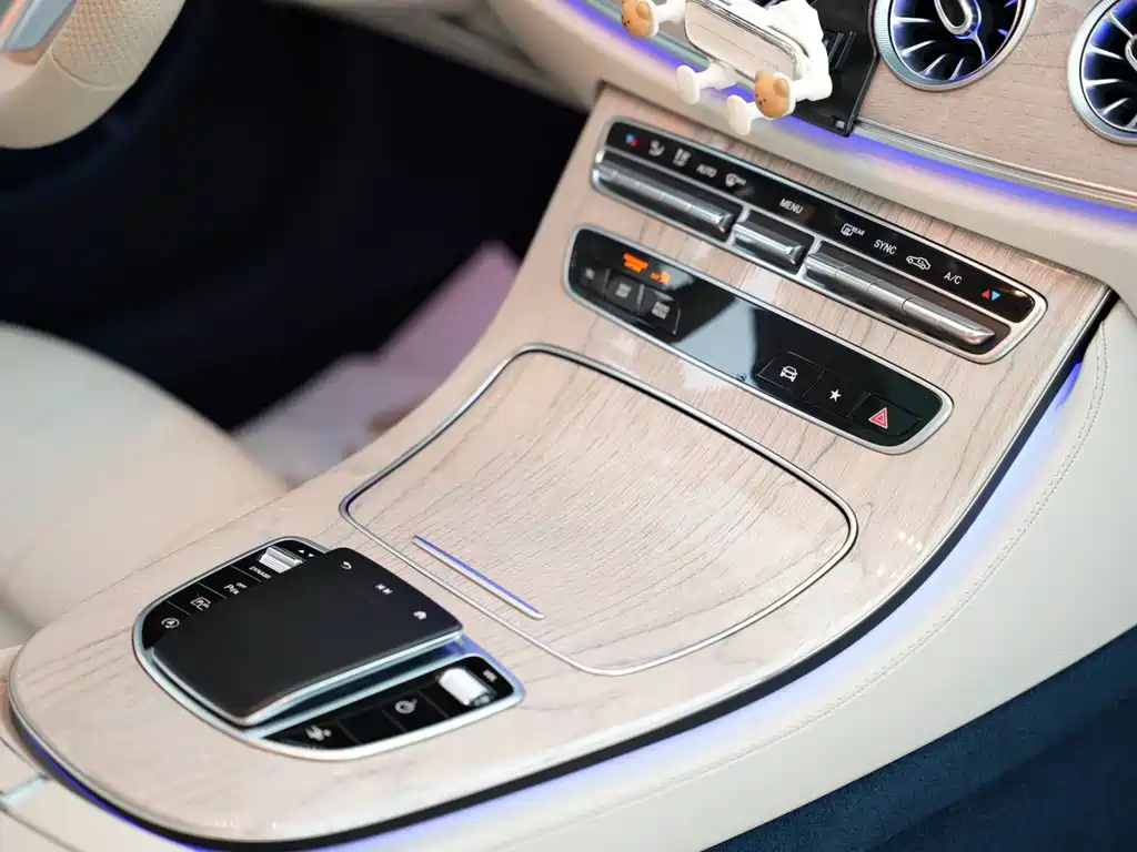 Mercedes-Benz E-Class (Import) — фото 8