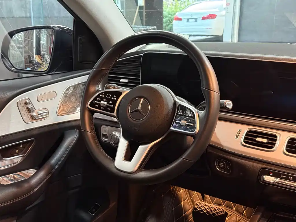 Mercedes-Benz GLE Coupe — фото 13