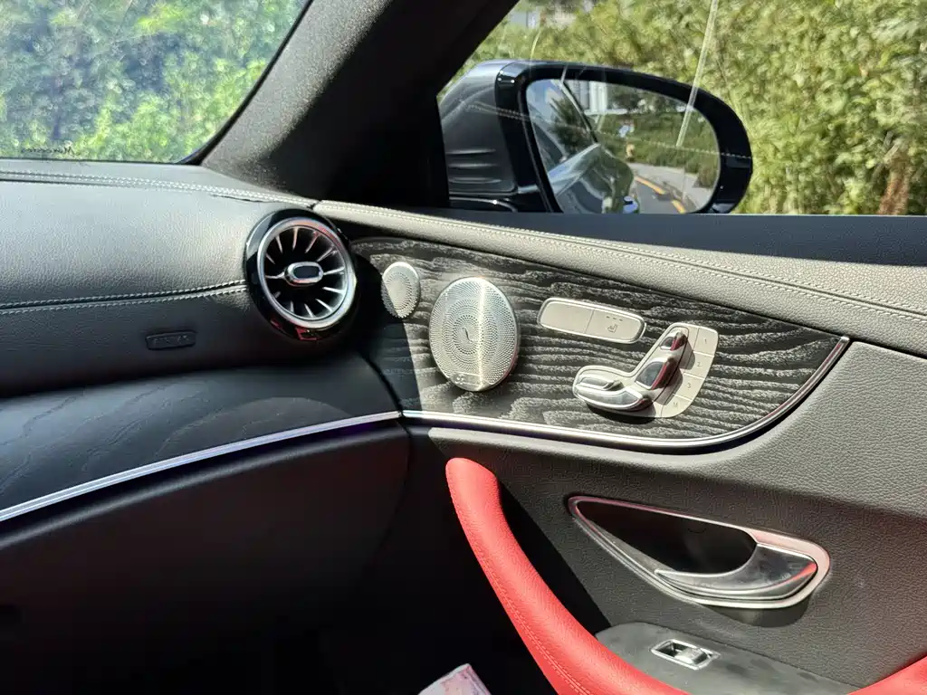 Mercedes-Benz E-Class (Import) — фото 7
