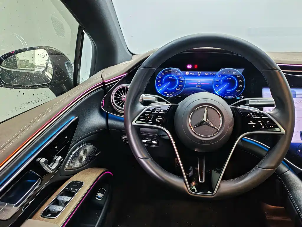 Mercedes-Benz EQS — фото 9