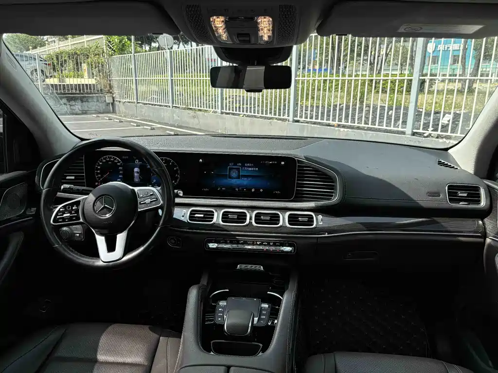 Mercedes-Benz GLE (Import) — фото 8
