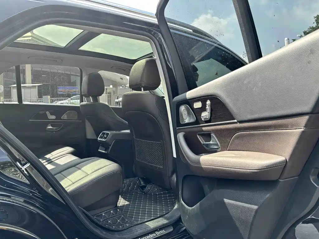 Mercedes-Benz GLE (Import) — фото 10