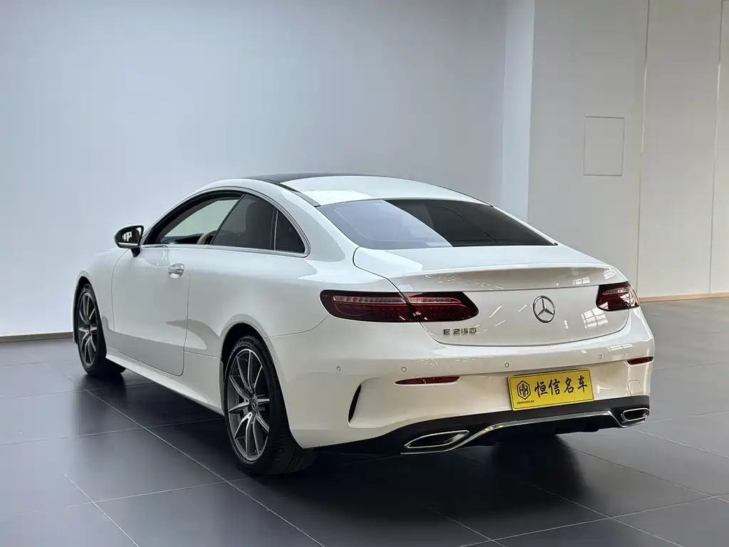 Mercedes-Benz E-Class (Import) — фото 5