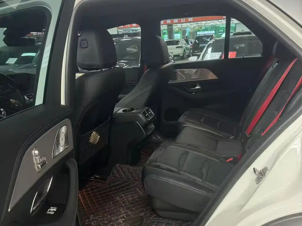 Mercedes-Benz GLE AMG — фото 3