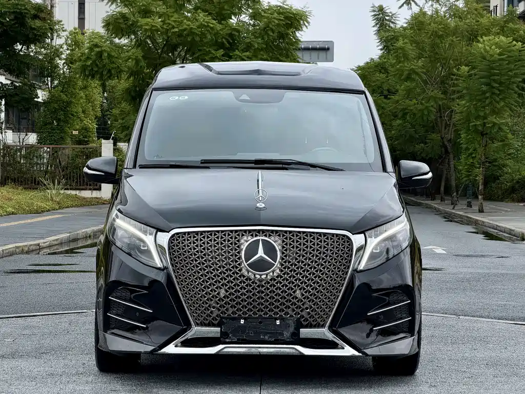Mercedes-Benz V-Class — фото 3