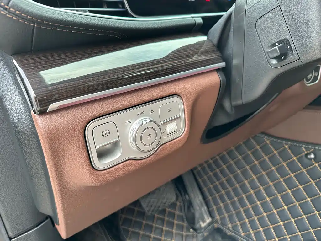 Mercedes-Benz GLE (Import) — фото 13