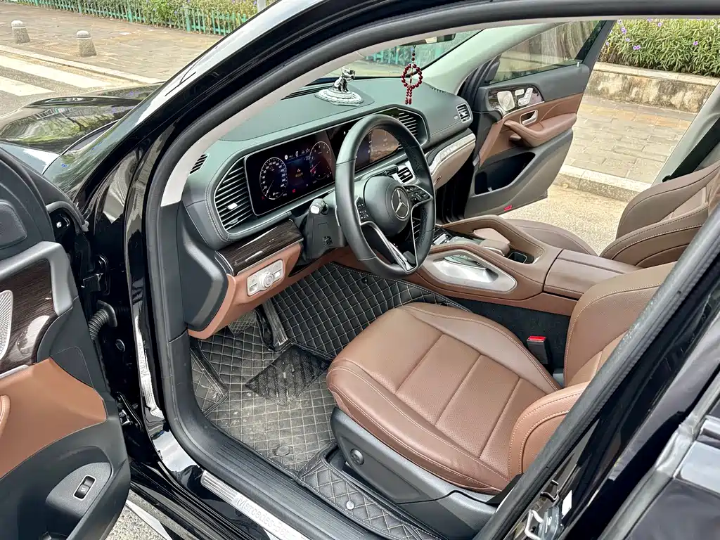 Mercedes-Benz GLE (Import) — фото 5