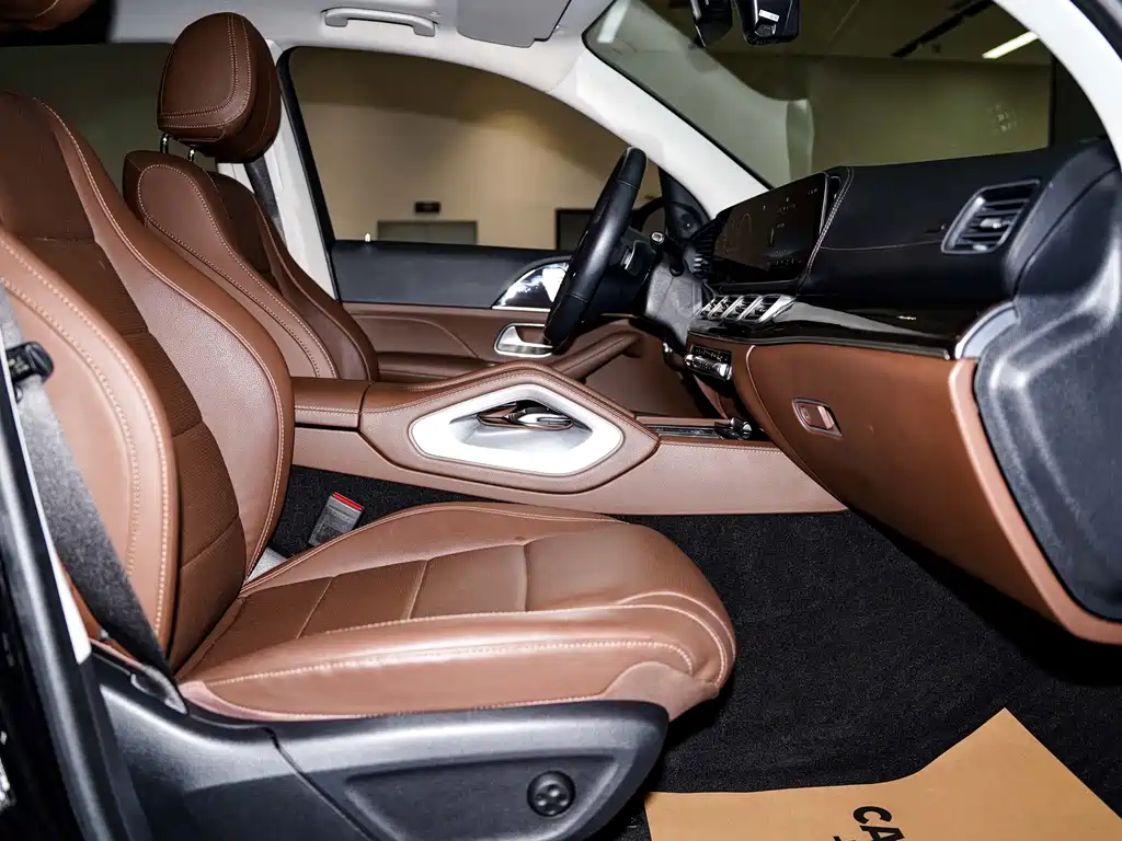 Mercedes-Benz GLE (Import) — фото 18
