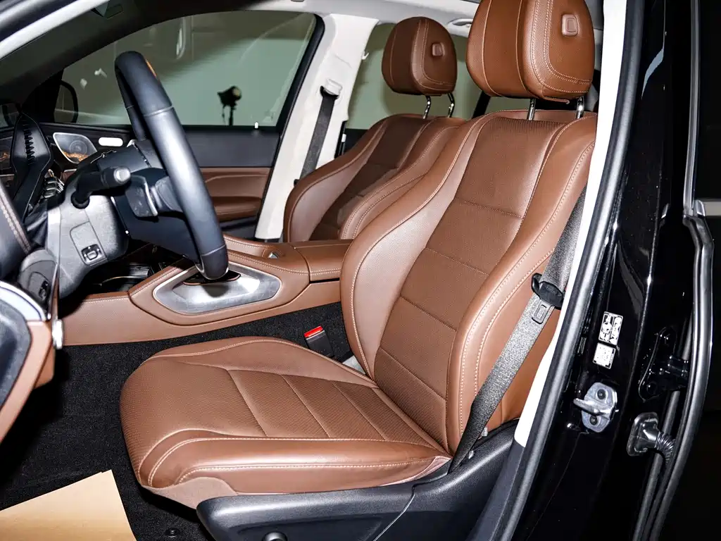 Mercedes-Benz GLE (Import) — фото 33
