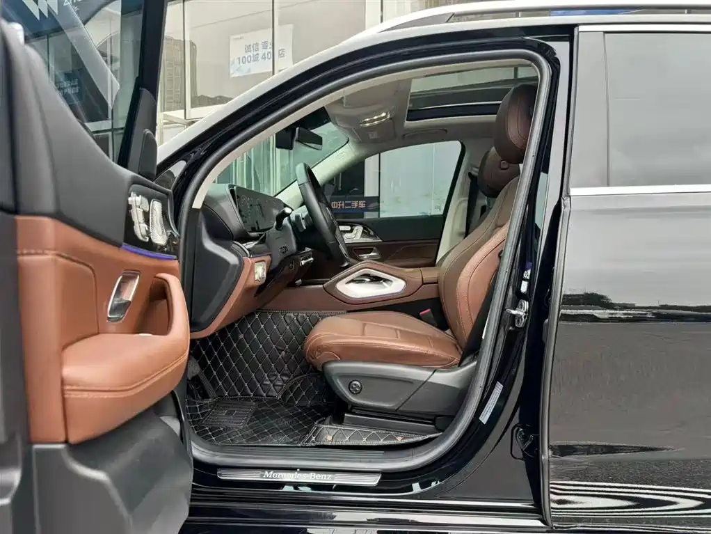Mercedes-Benz GLE (Import) — фото 11
