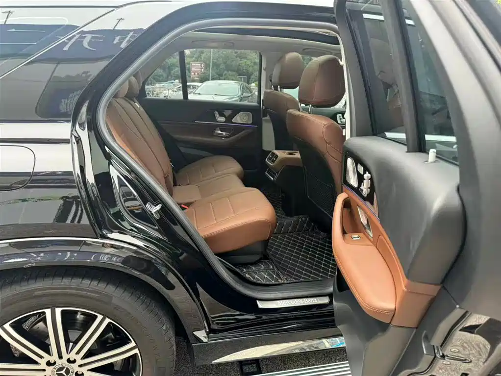 Mercedes-Benz GLE (Import) — фото 15