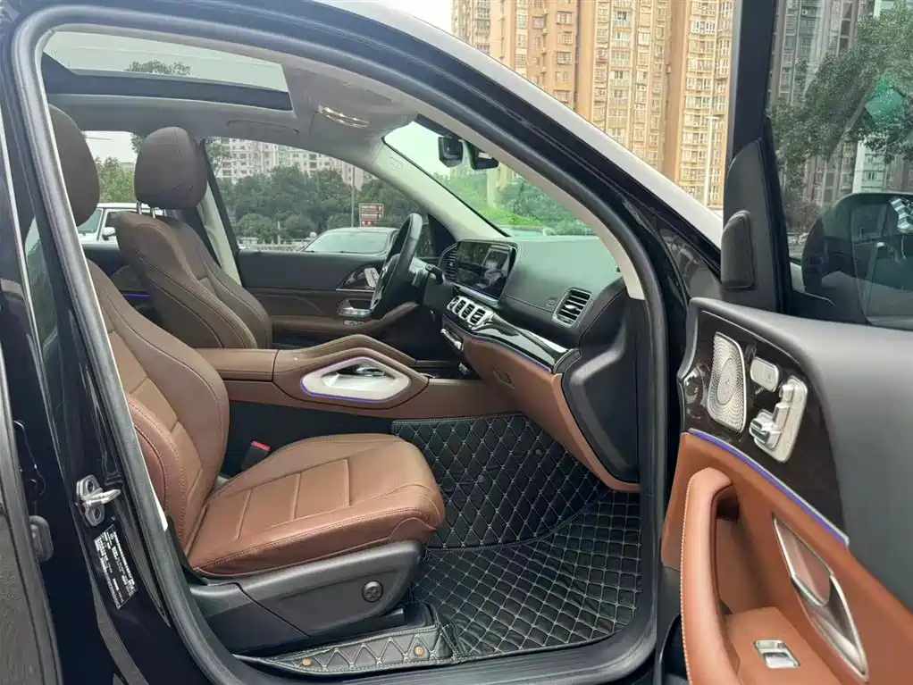 Mercedes-Benz GLE (Import) — фото 18
