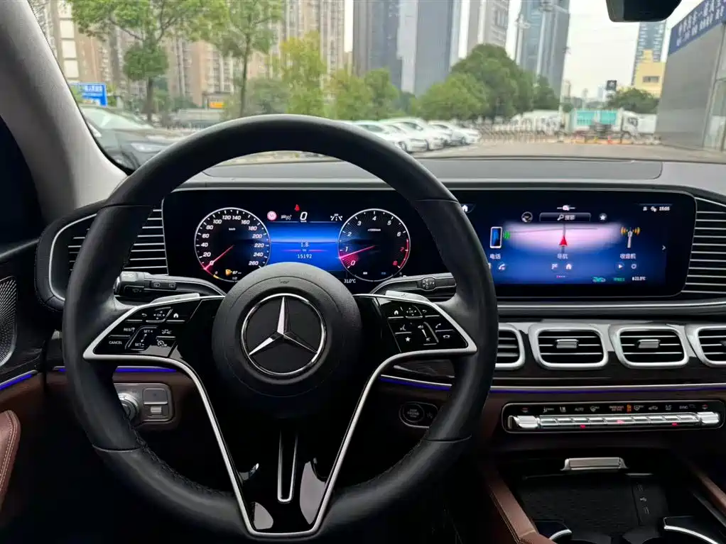 Mercedes-Benz GLE (Import) — фото 19