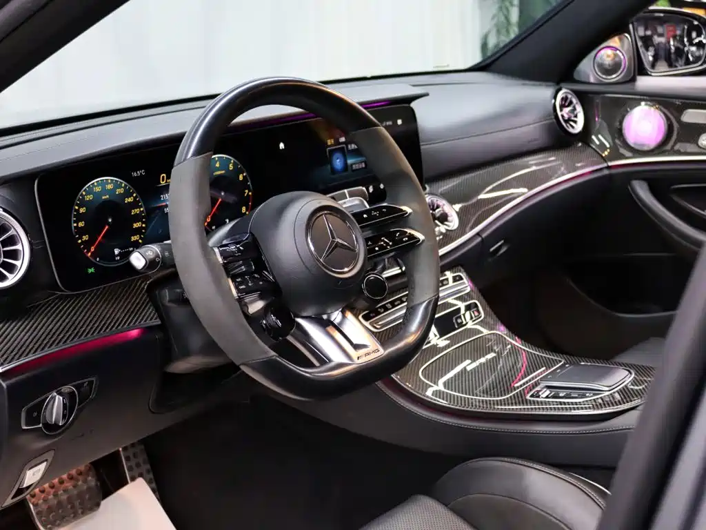 Mercedes-Benz E-Class AMG — фото 8