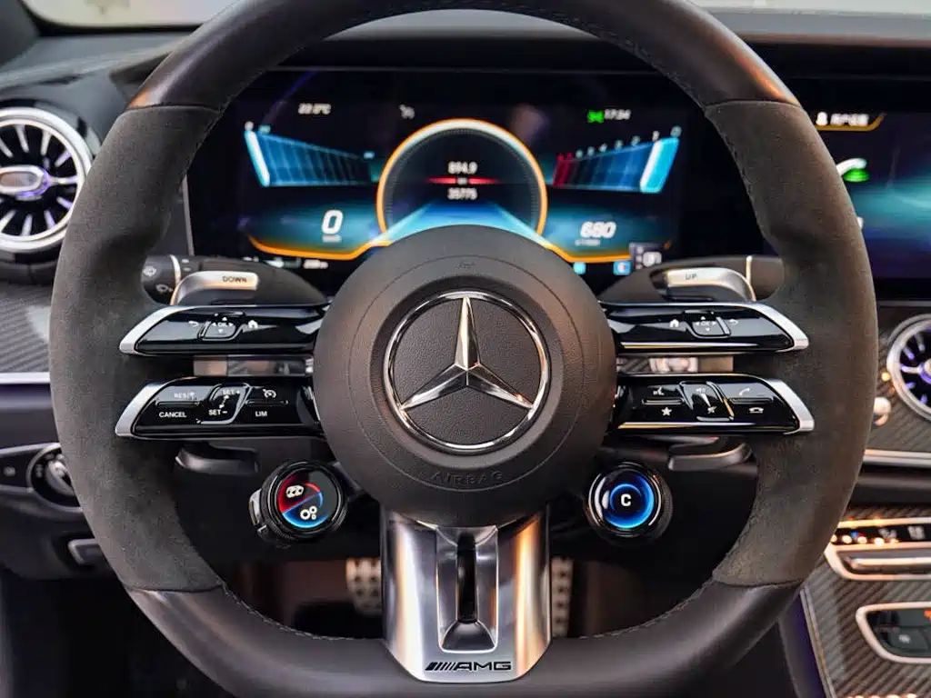 Mercedes-Benz E-Class AMG — фото 13