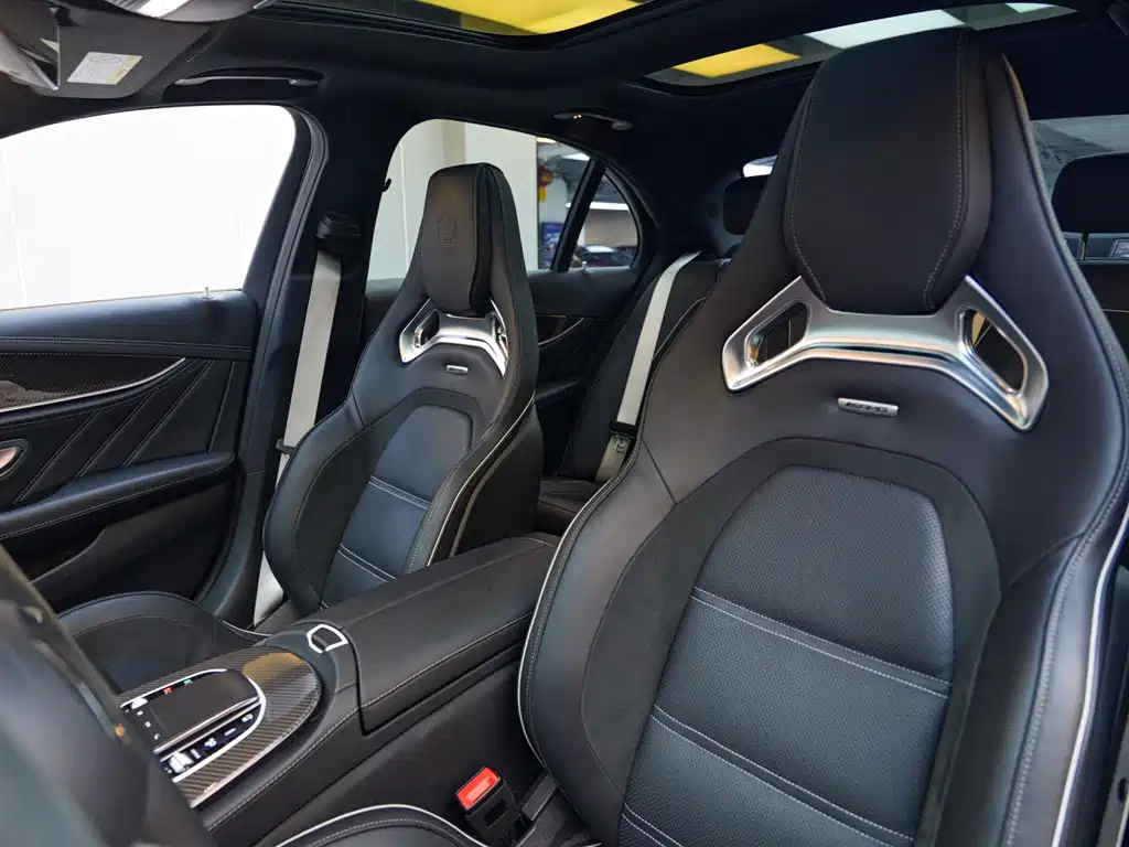 Mercedes-Benz E-Class AMG — фото 21
