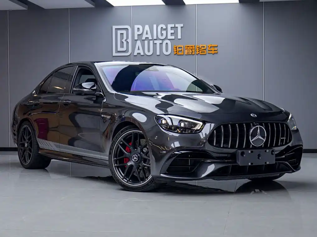 Mercedes-Benz E-Class AMG — фото 5