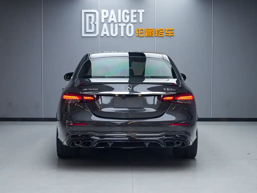Mercedes-Benz E-Class AMG — фото 6