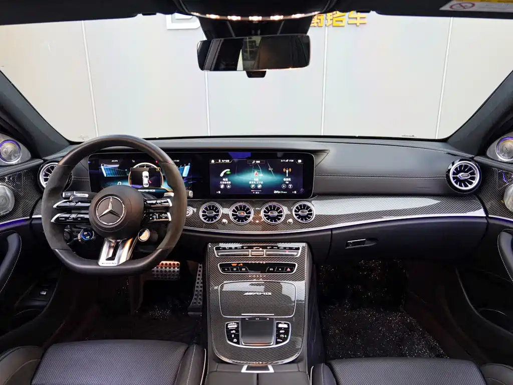 Mercedes-Benz E-Class AMG — фото 10