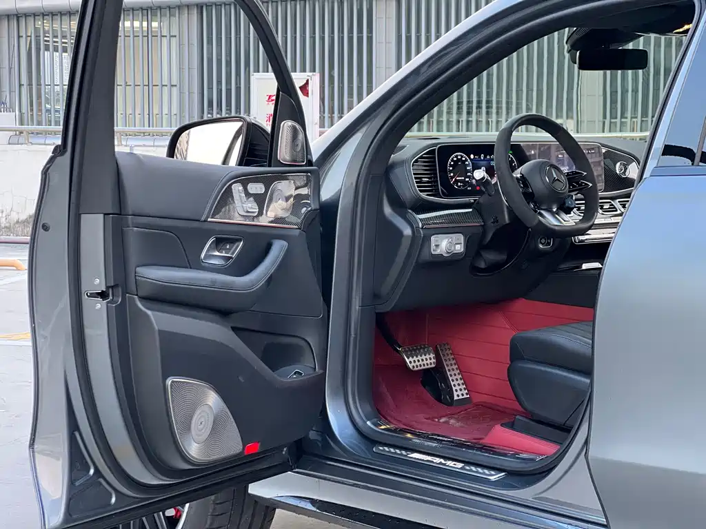 Mercedes-Benz GLS AMG — фото 4