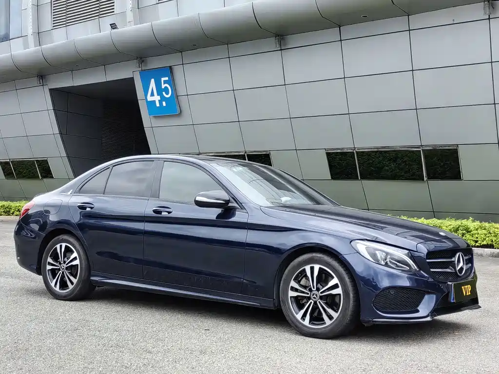 Mercedes-Benz C-Class — фото 3