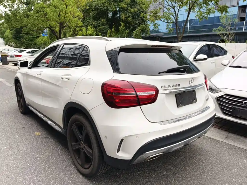 Mercedes-Benz GLA — фото 5