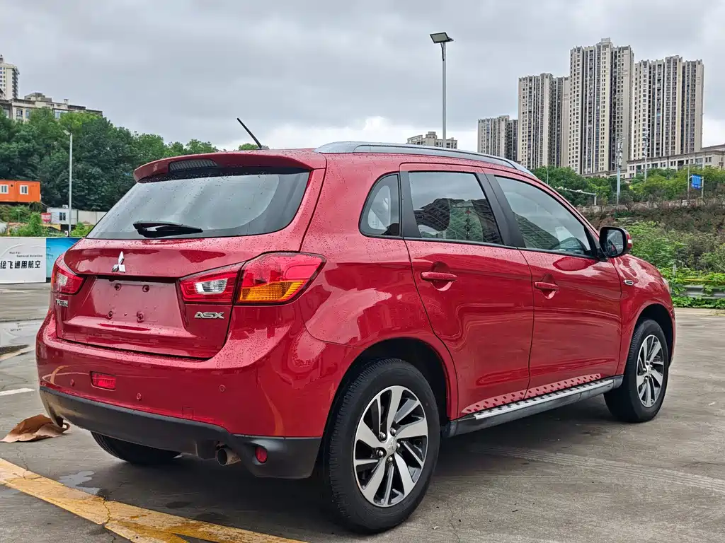 Mitsubishi ASX — фото 10