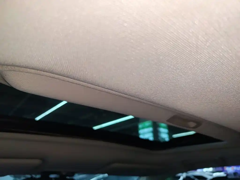 Mitsubishi Outlander — фото 18