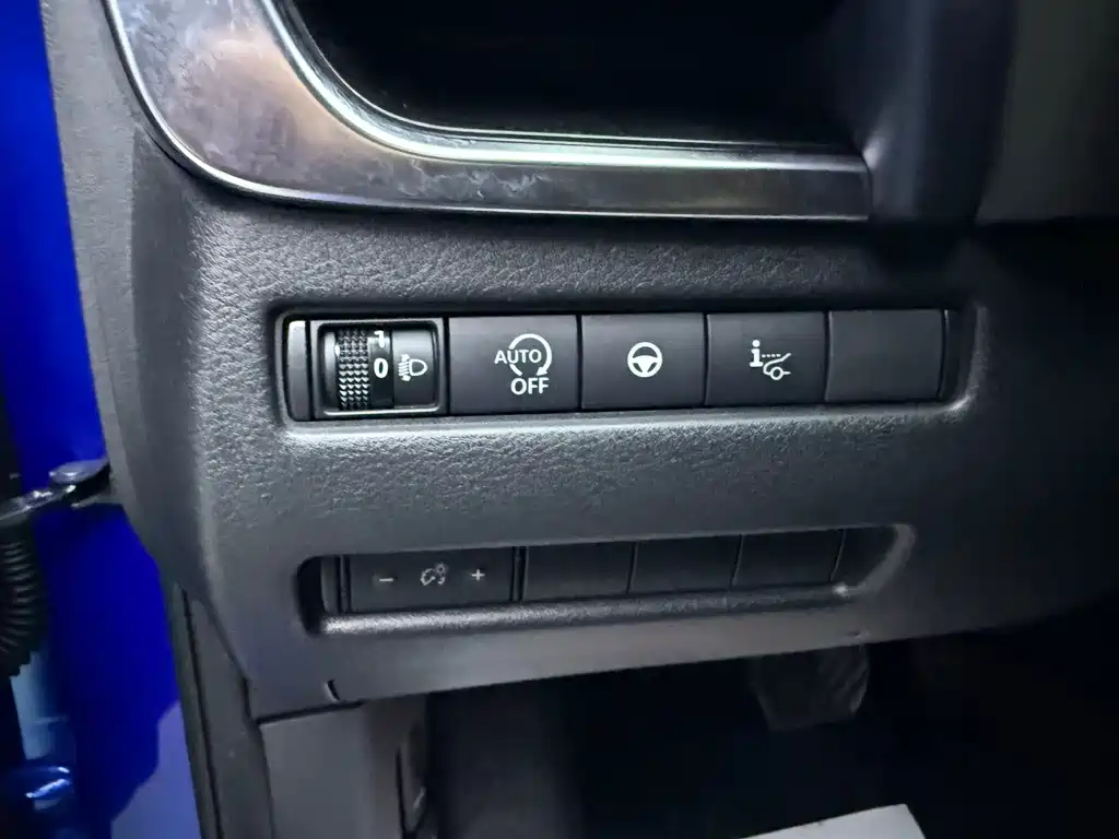 Nissan Qashqai — фото 10