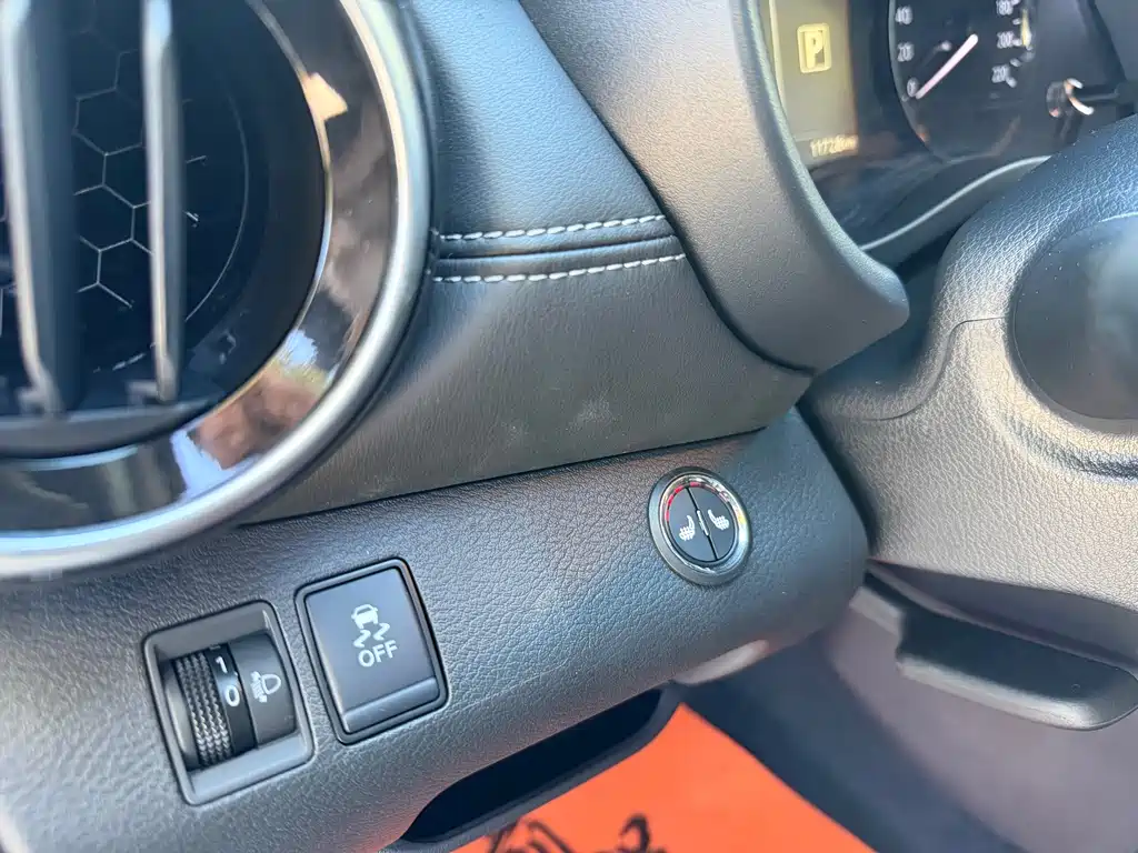 Nissan Kicks — фото 8