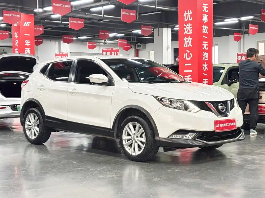 Nissan Qashqai — фото 3