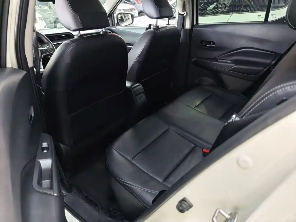 Nissan Kicks — фото 8