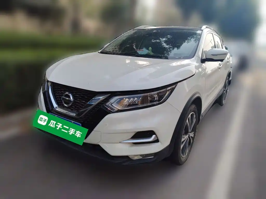 Nissan Qashqai — фото 2