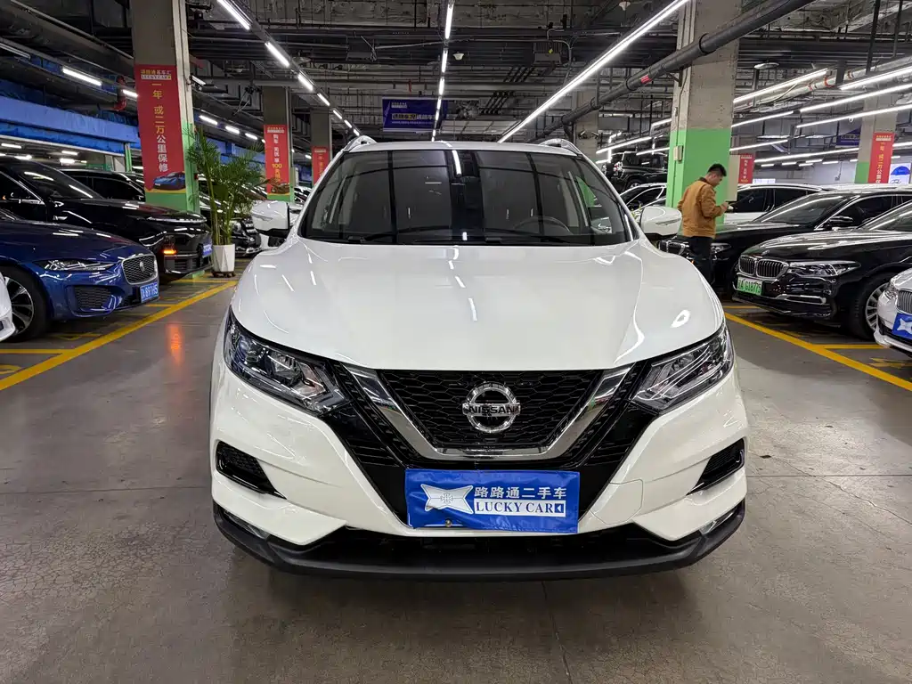 Nissan Qashqai — фото 3