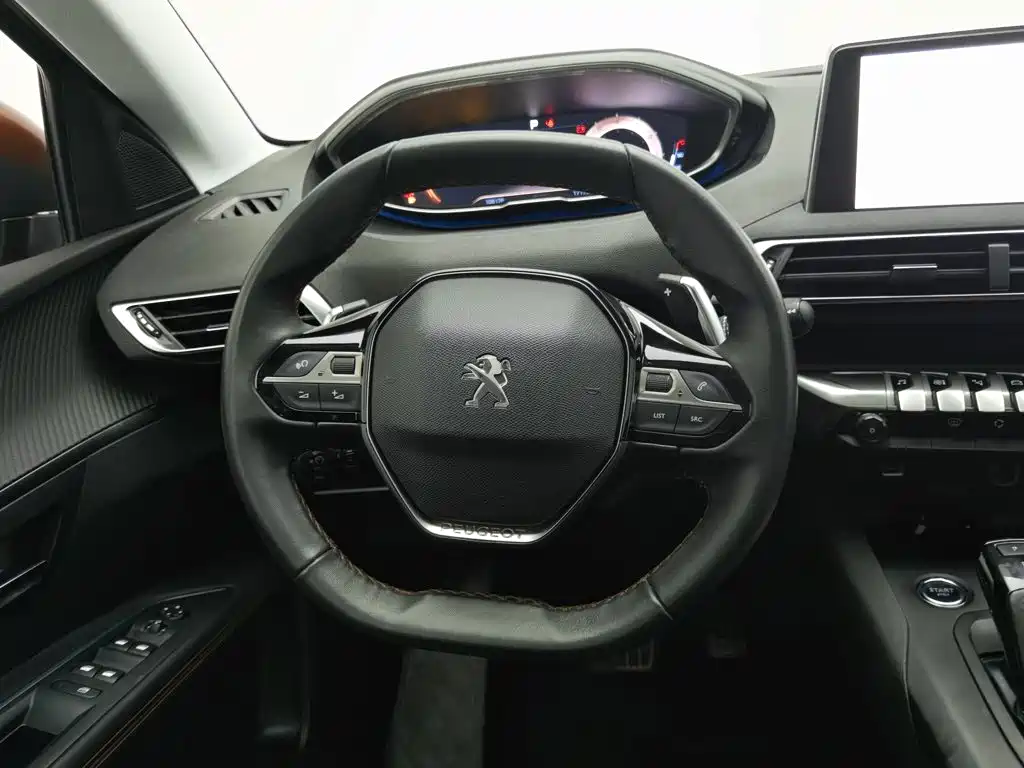 Peugeot 4008 — фото 11