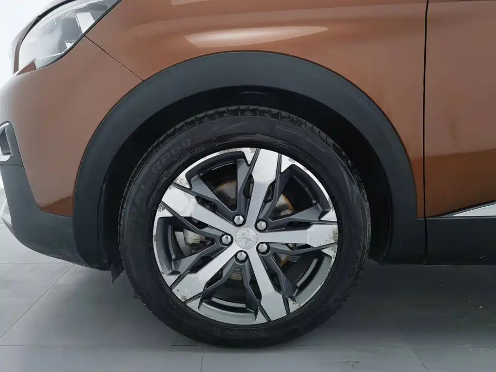 Peugeot 4008 — фото 17