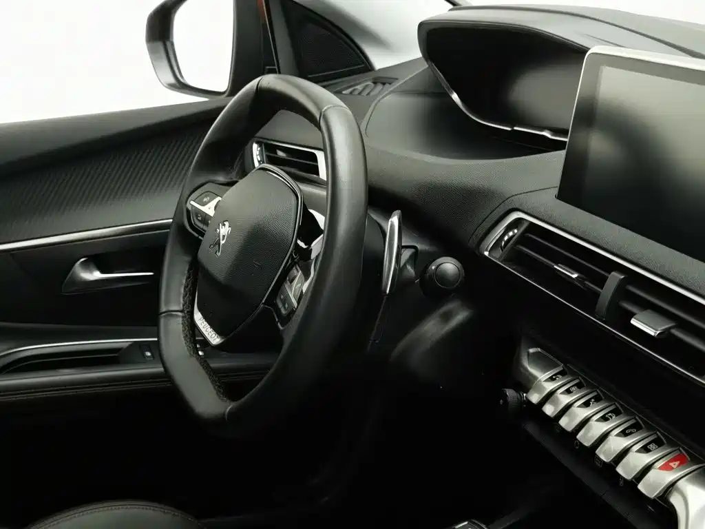 Peugeot 4008 — фото 22