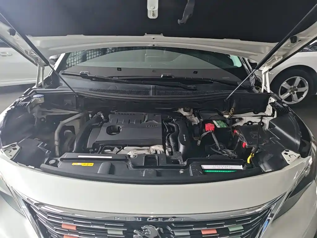 Peugeot 5008 — фото 20