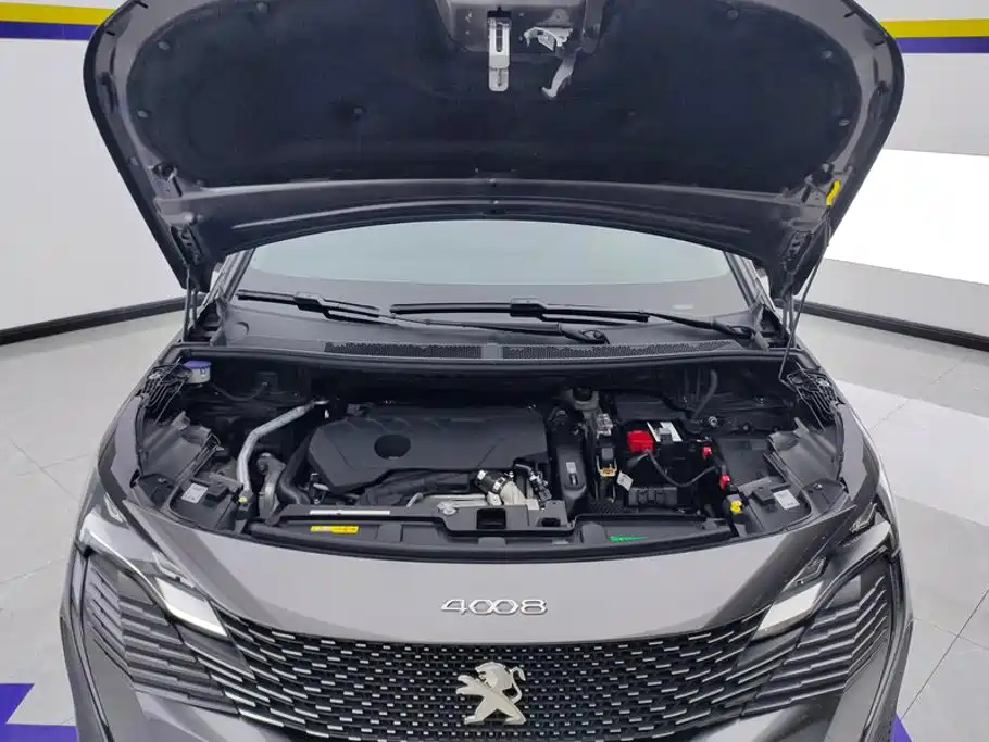 Peugeot 4008 — фото 10