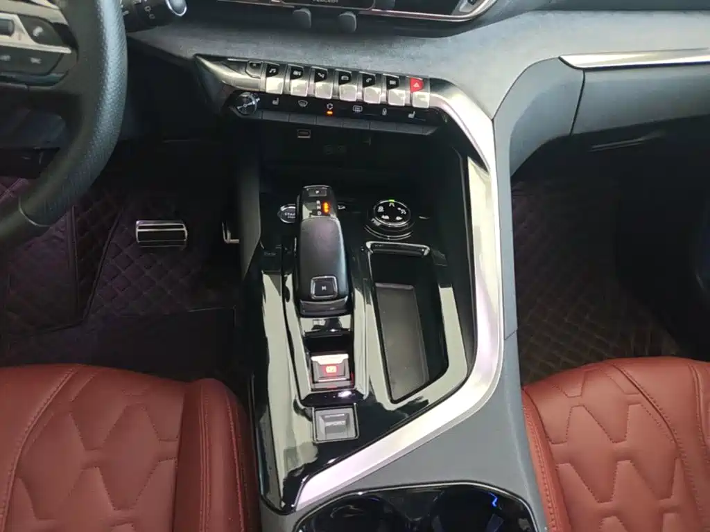 Peugeot 4008 — фото 14