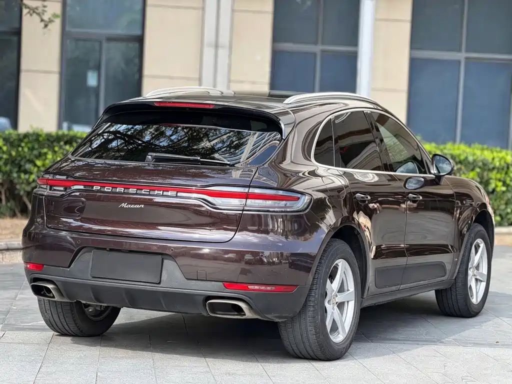 Porsche Macan — фото 9