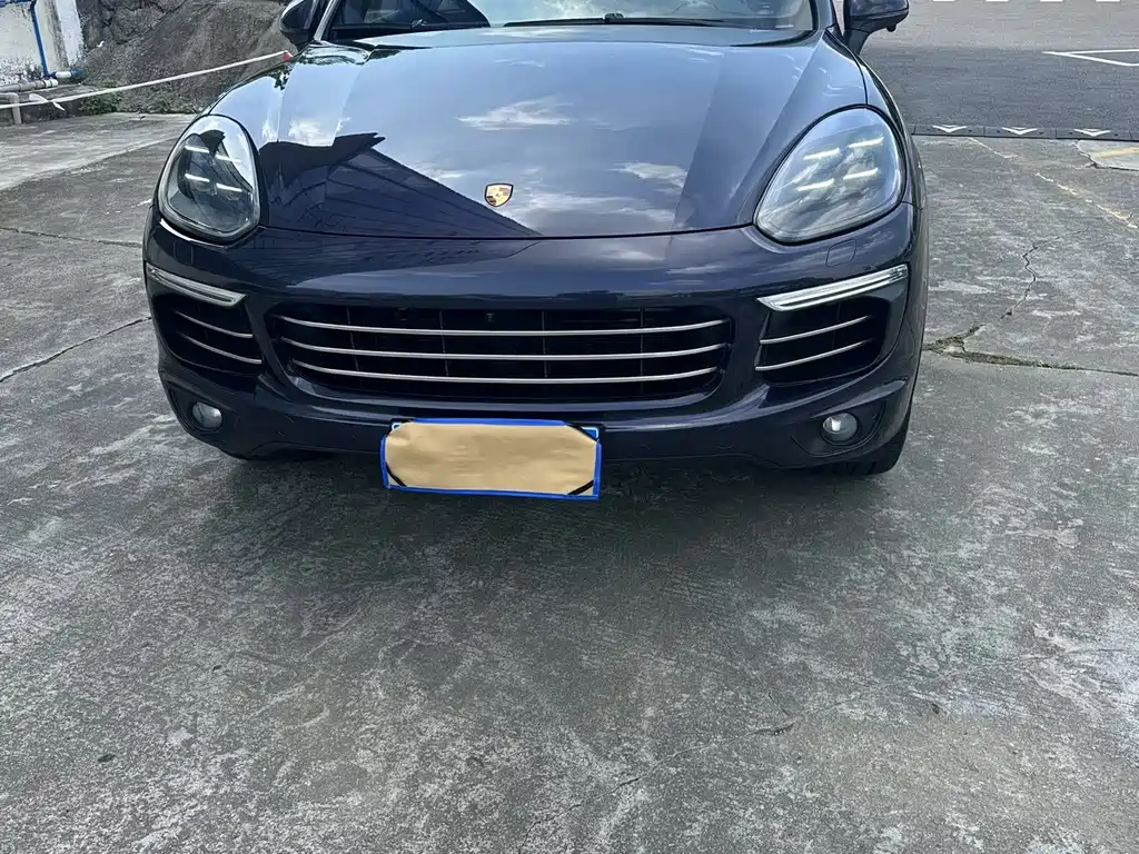 Porsche Cayenne — фото 2
