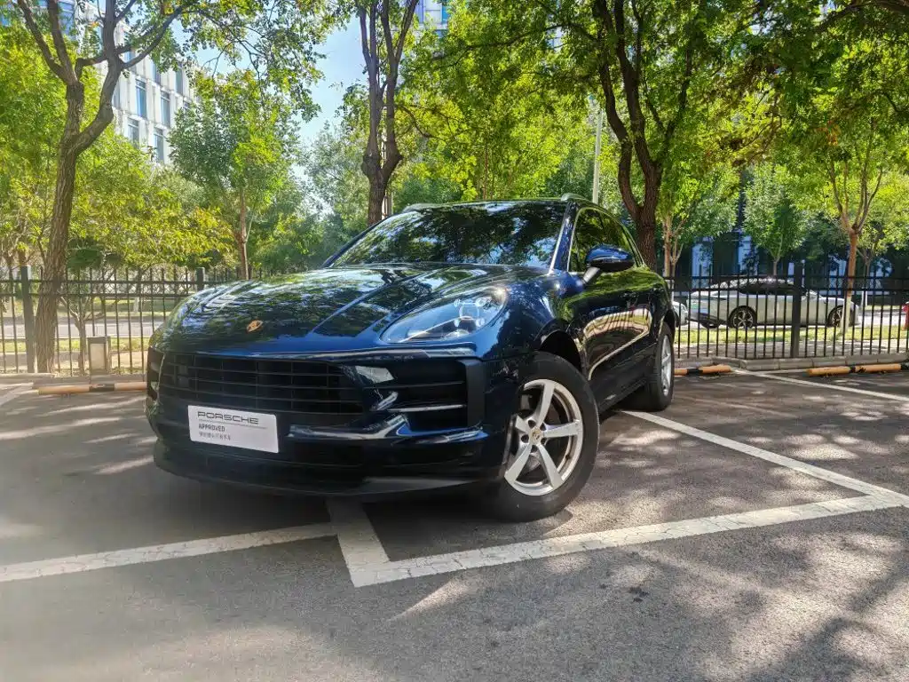 Porsche Macan — фото 1